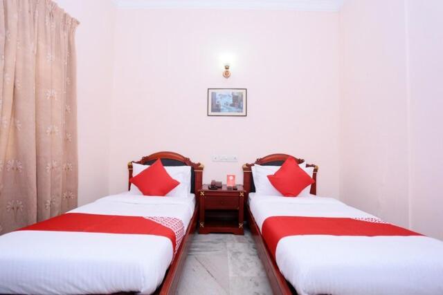 Karthika Residency Kochi Exterior photo